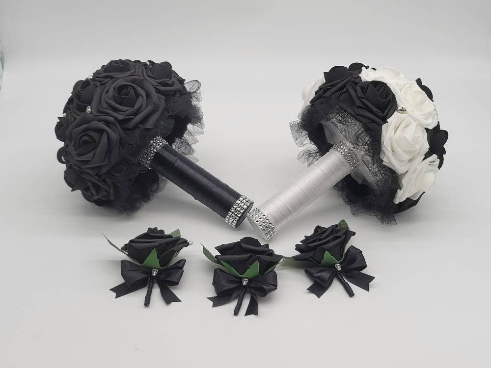 Gothic Skull Black and White Wedding Bouquet, Bridal Bouquet,Bridesmaid Bouquet, Matching Corsages and Boutonnieres, Halloween Wedding