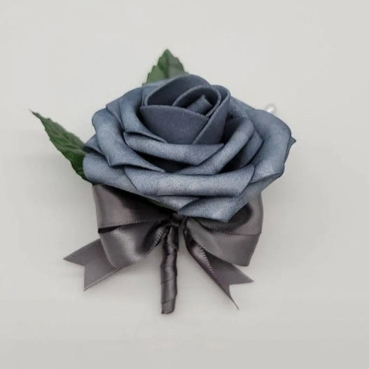 dusty blue and gray boutonniere