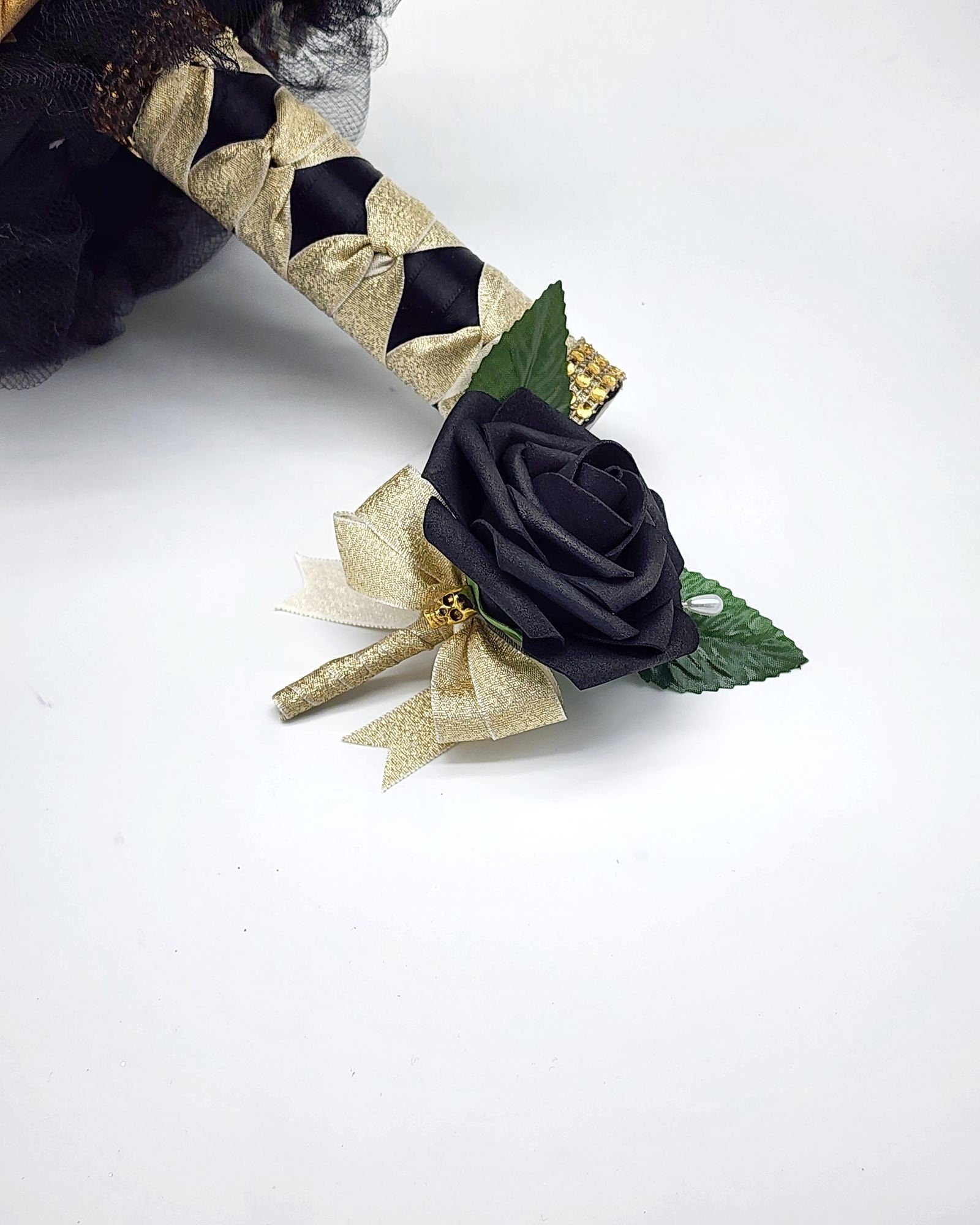 Gothic Skull Black, Gold, and White Wedding Bouquet, Bridal Bouquet, Bridesmaid Bouquet, Matching Corsages & Boutonnieres, Halloween Wedding