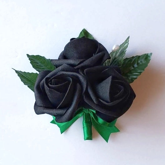 8-Inch Black and Emerald Wedding Bouquet